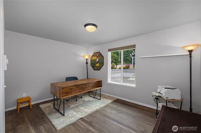 6424 75th Avenue NE, Olympia, WA 98516