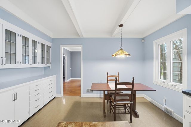 2523 Orchard Road, Ottawa Hills, OH 43606