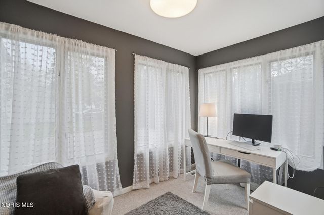 2523 Orchard Road, Ottawa Hills, OH 43606