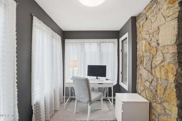 2523 Orchard Road, Ottawa Hills, OH 43606