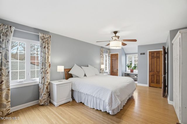 2523 Orchard Road, Ottawa Hills, OH 43606