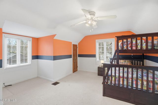 2523 Orchard Road, Ottawa Hills, OH 43606