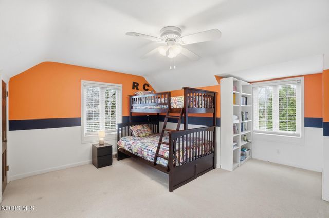 2523 Orchard Road, Ottawa Hills, OH 43606