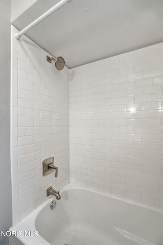 2523 Orchard Road, Ottawa Hills, OH 43606