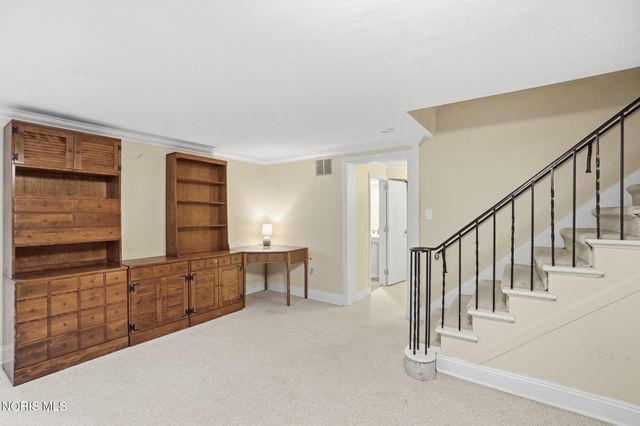 2523 Orchard Road, Ottawa Hills, OH 43606