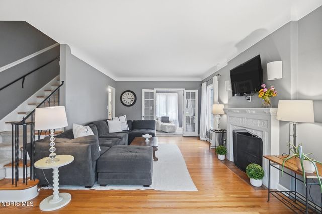 2523 Orchard Road, Ottawa Hills, OH 43606