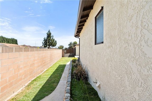 11676 Chesterton ST, Norwalk, CA 90650