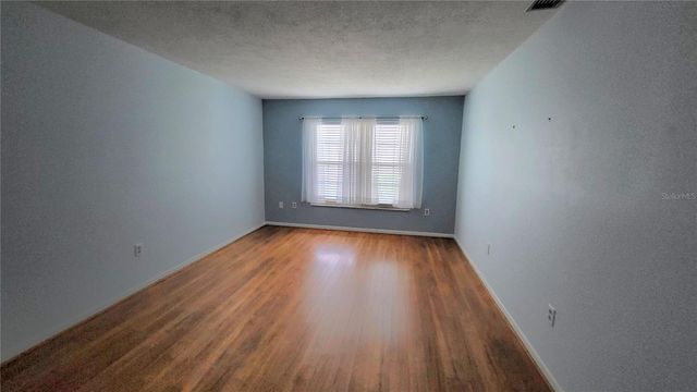 19029 US HIGHWAY 19 N 5-14, Clearwater, FL 33764