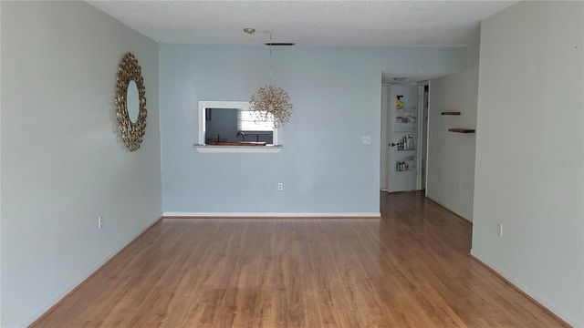 19029 US HIGHWAY 19 N 5-14, Clearwater, FL 33764