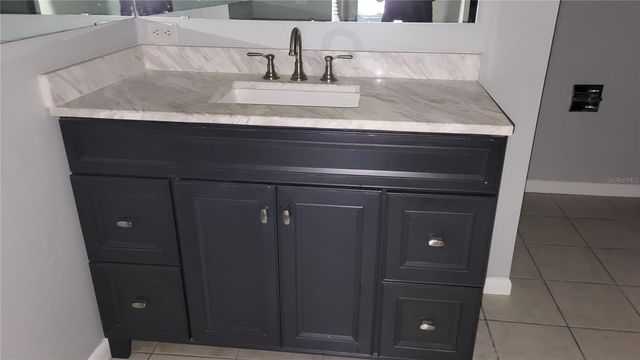 19029 US HIGHWAY 19 N 5-14, Clearwater, FL 33764