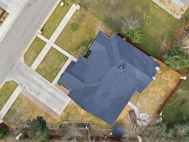 1905 S College ST, Georgetown, TX 78626