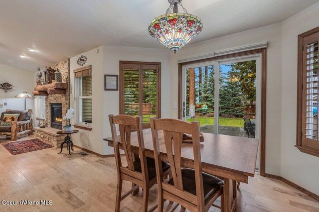 3953 N 19th ST, Coeur D'alene, ID 83815