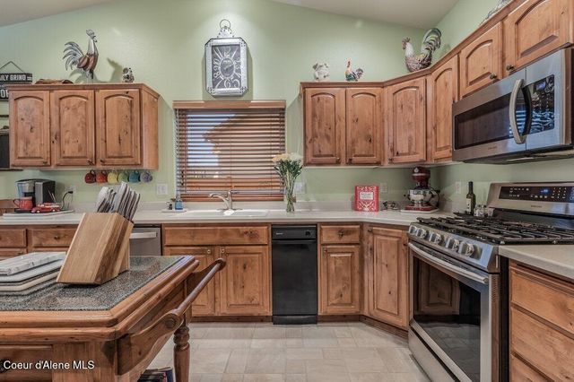 3953 N 19th ST, Coeur D'alene, ID 83815