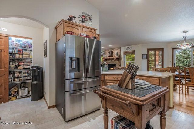 3953 N 19th ST, Coeur D'alene, ID 83815