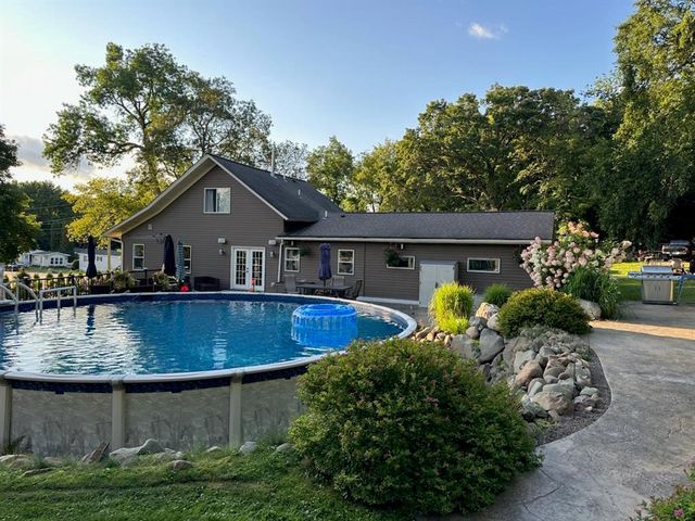520 Hamilton Street, St Croix Falls, WI 54024