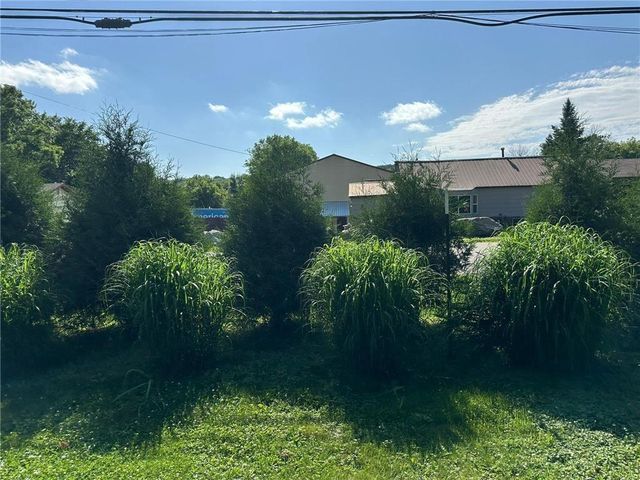 520 Hamilton Street, St Croix Falls, WI 54024