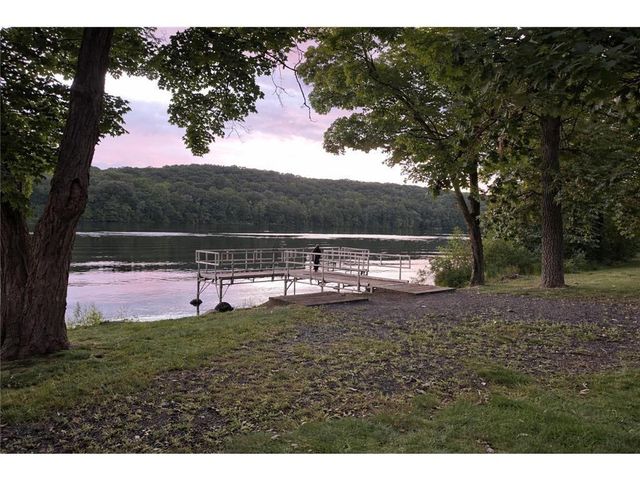 520 Hamilton Street, St Croix Falls, WI 54024
