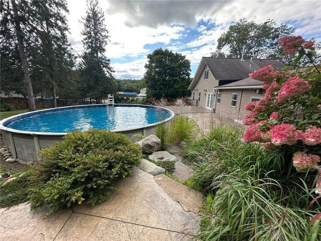 520 Hamilton Street, St Croix Falls, WI 54024