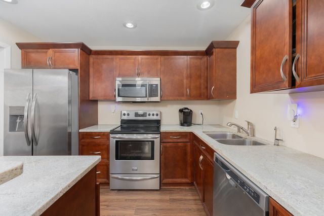 9440 Amberton Parkway, Dallas, TX 75243