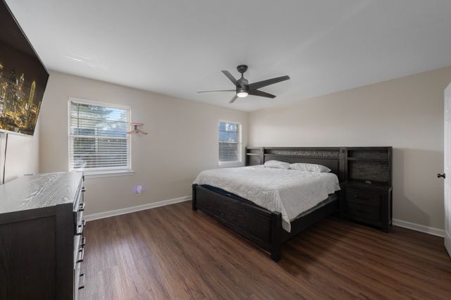 9440 Amberton Parkway, Dallas, TX 75243