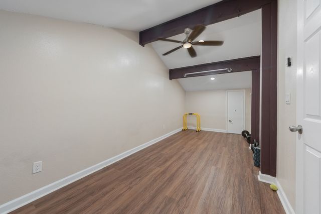 9440 Amberton Parkway, Dallas, TX 75243