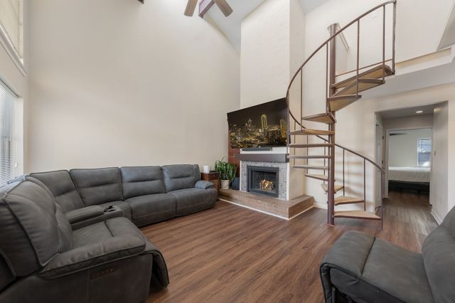 9440 Amberton Parkway, Dallas, TX 75243