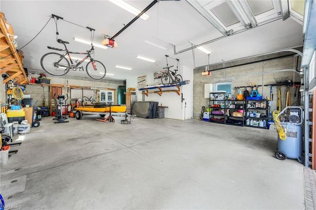 27088 Del LN, Bonita Springs, FL 34135