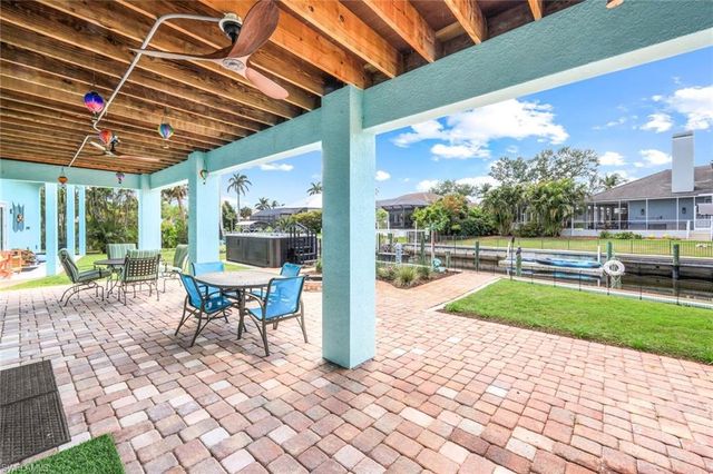 27088 Del LN, Bonita Springs, FL 34135