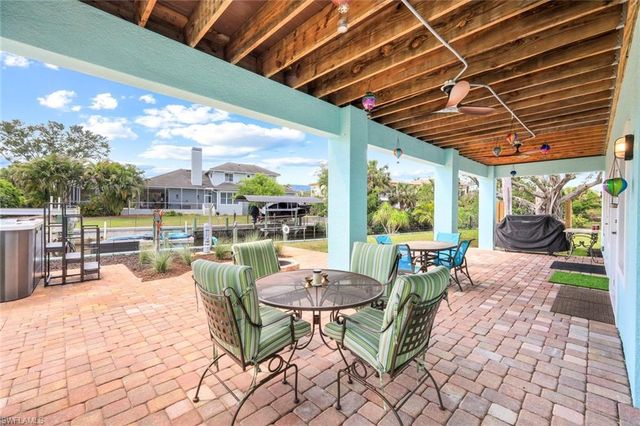 27088 Del LN, Bonita Springs, FL 34135