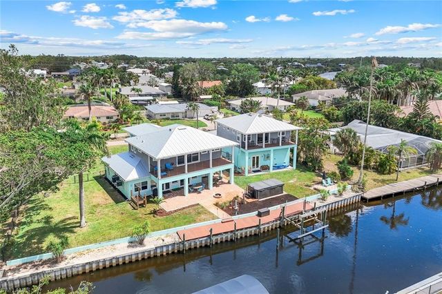 27088 Del LN, Bonita Springs, FL 34135