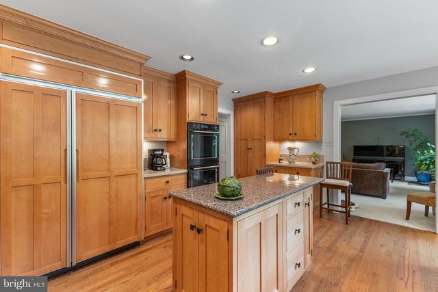 11103 BURYWOOD LN, Reston, VA 20194