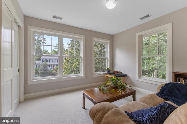 11103 BURYWOOD LN, Reston, VA 20194