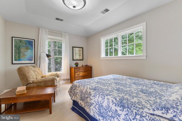 11103 BURYWOOD LN, Reston, VA 20194
