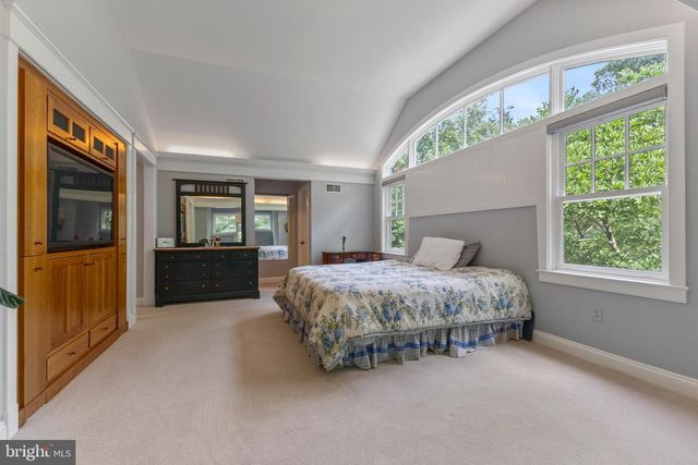 11103 BURYWOOD LN, Reston, VA 20194