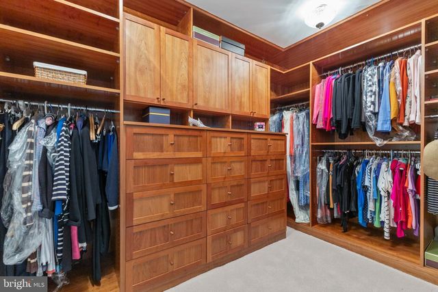 11103 BURYWOOD LN, Reston, VA 20194