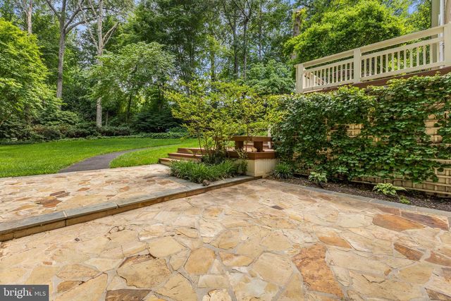 11103 BURYWOOD LN, Reston, VA 20194