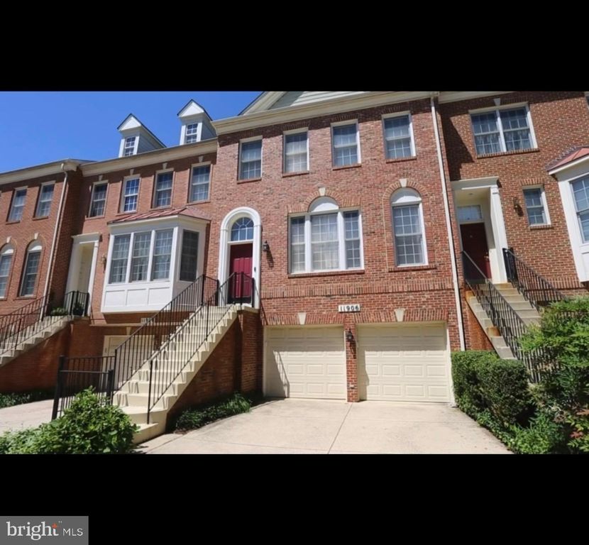 Image 1 of property listing at 11906 CASTLEGATE CT #45, Rockville, MD 20852
