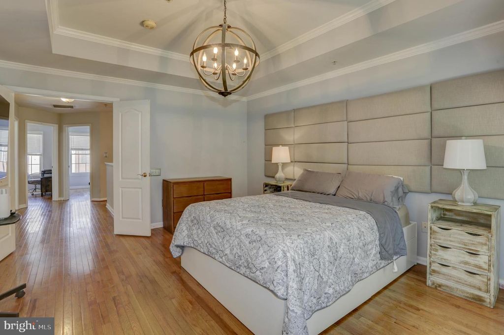 Image 24 of property listing at 11906 CASTLEGATE CT #45, Rockville, MD 20852