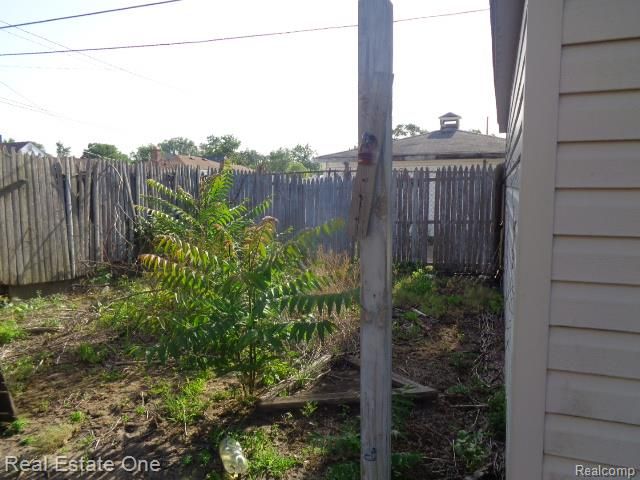 20009 Ohio Street, Detroit, MI 48221