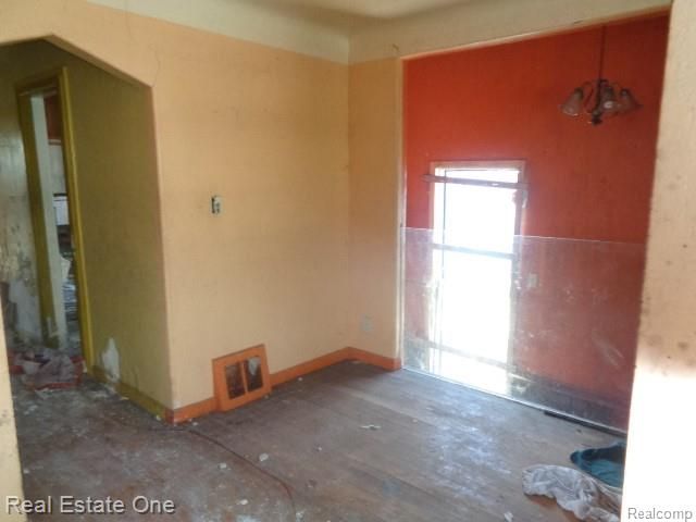 20009 Ohio Street, Detroit, MI 48221