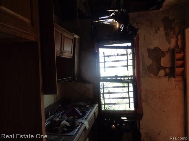 20009 Ohio Street, Detroit, MI 48221