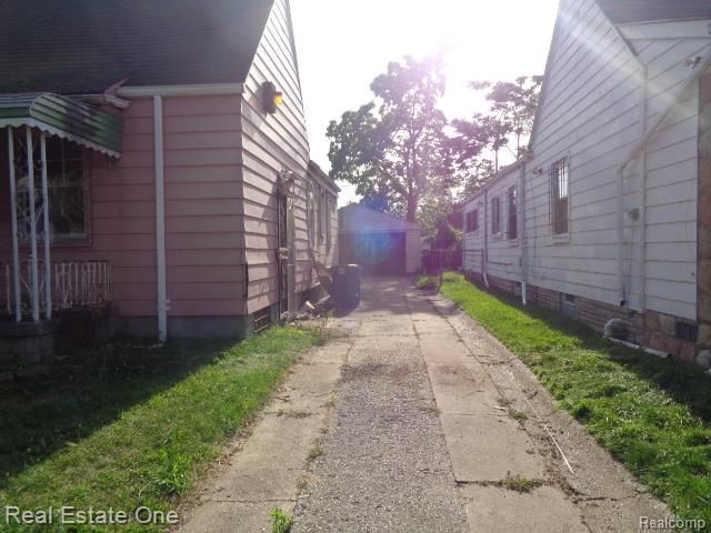 20009 Ohio Street, Detroit, MI 48221