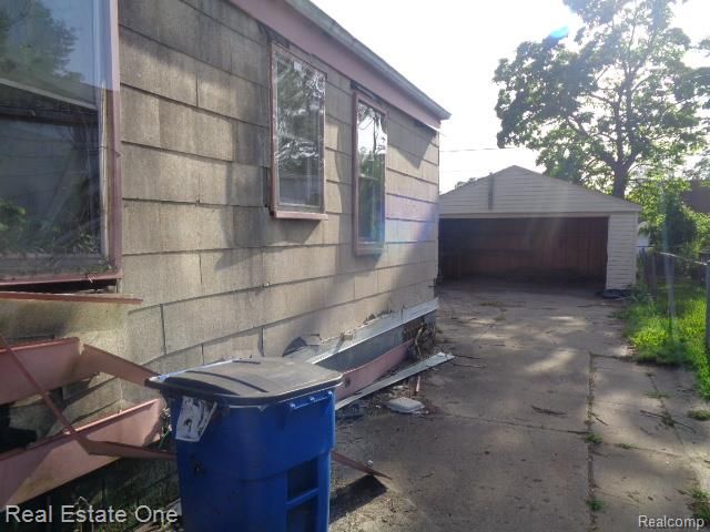 20009 Ohio Street, Detroit, MI 48221
