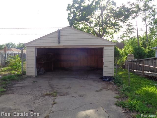20009 Ohio Street, Detroit, MI 48221