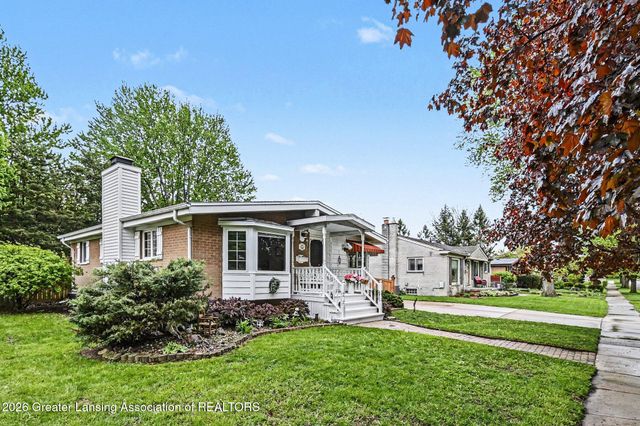 1116 N Magnolia Avenue, Lansing, MI 48912
