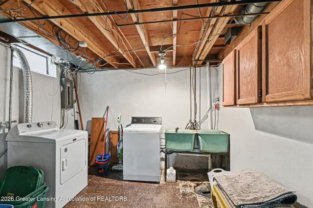 1116 N Magnolia Avenue, Lansing, MI 48912