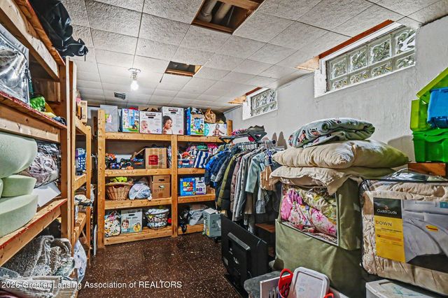 1116 N Magnolia Avenue, Lansing, MI 48912