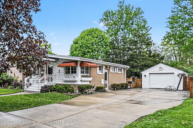 1116 N Magnolia Avenue, Lansing, MI 48912