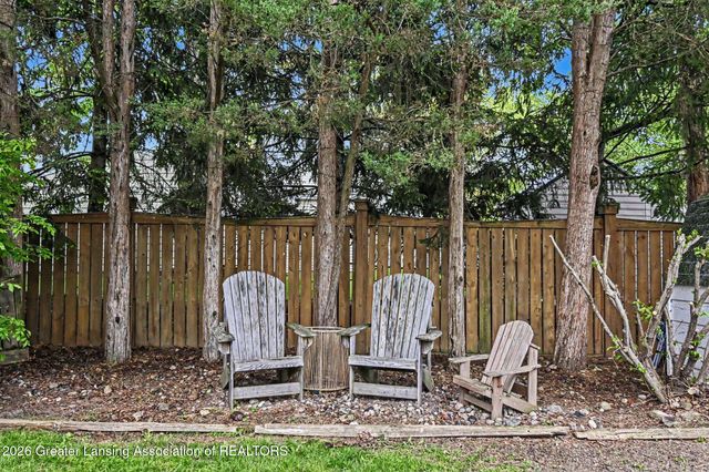 1116 N Magnolia Avenue, Lansing, MI 48912