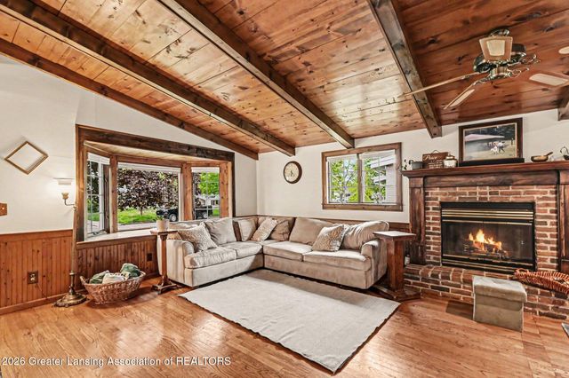 1116 N Magnolia Avenue, Lansing, MI 48912